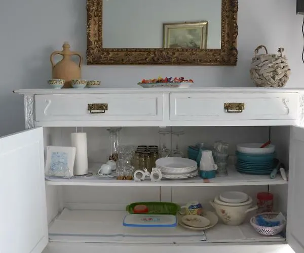 Flat Tigullio & Garage ラッパロ